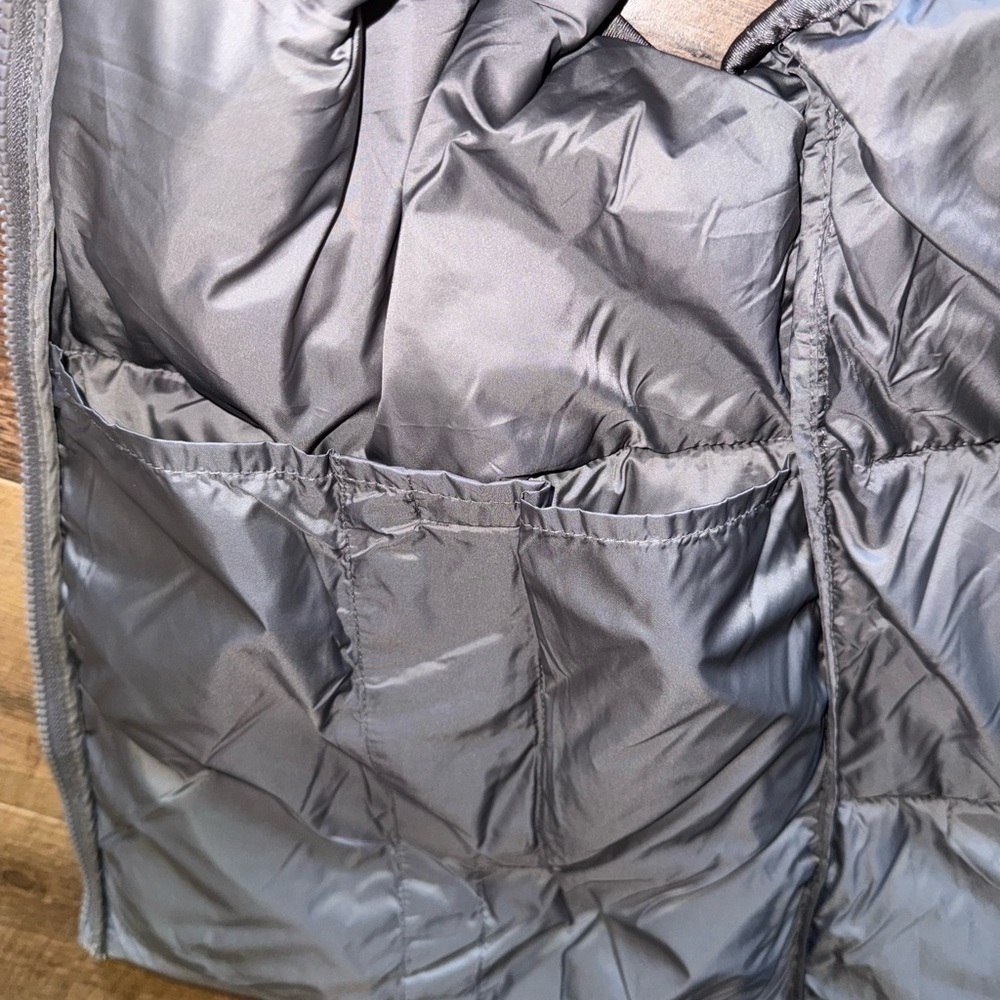 HeatKeep Metallic Gray Puffer Vest - Picture 7 of 8